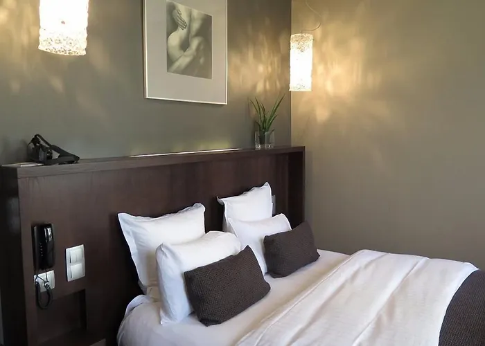 Louix Champs Elysees